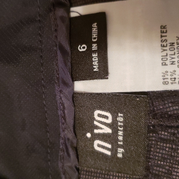 Nivo Women's Black Golf Shorts - Picture 3 of 14